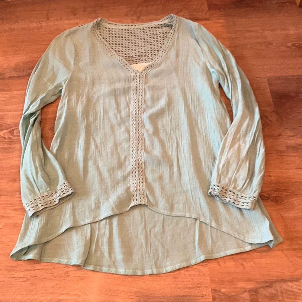 Sweet Wanderer Seafoam Long Sleeved Shirt